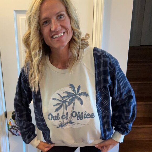 Upcycled Women's Sweatshirt/Flannel Size Medium - Picture 1 of 2